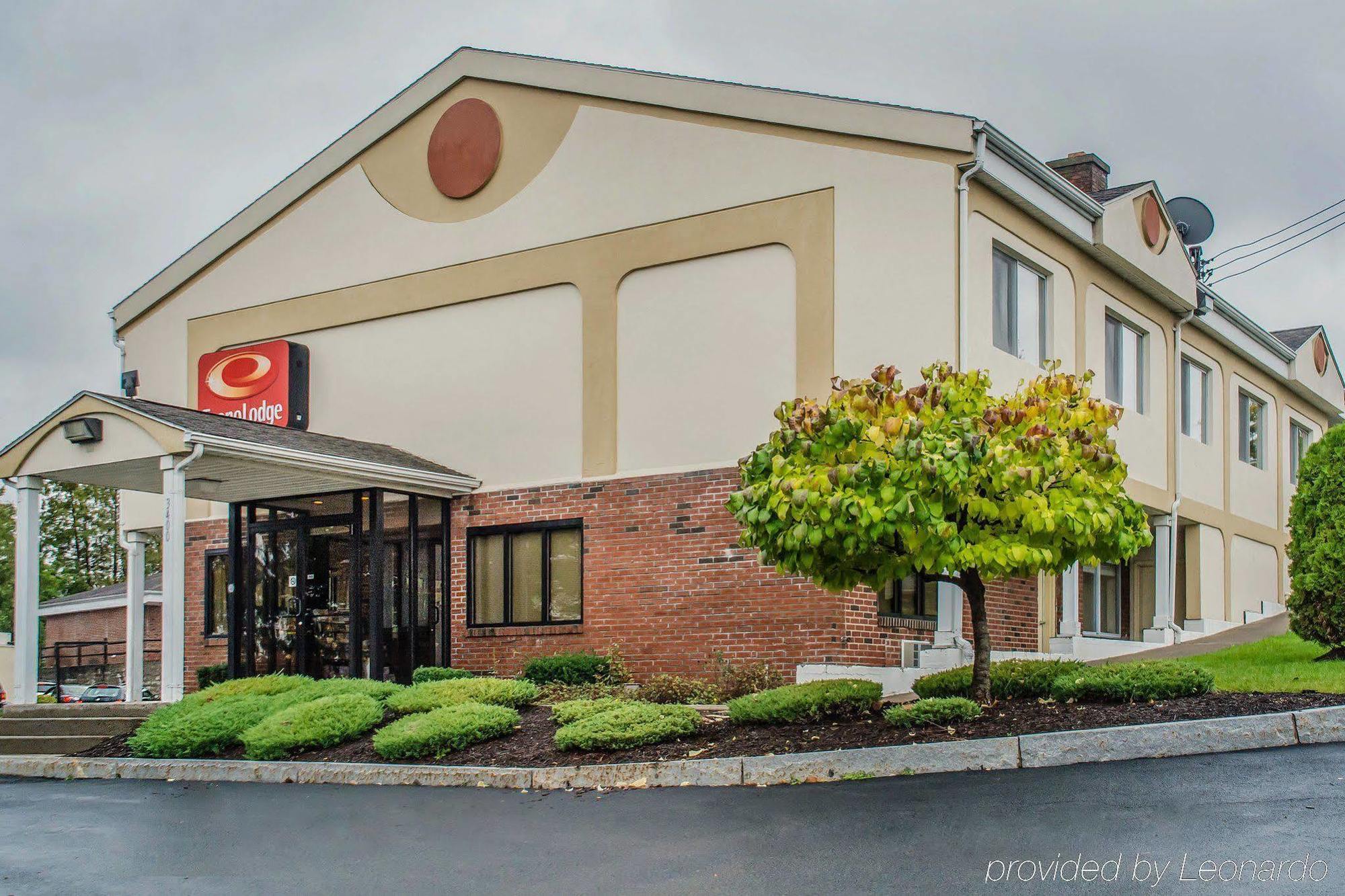 Econo Lodge Dewitt I-90 Exteriör bild